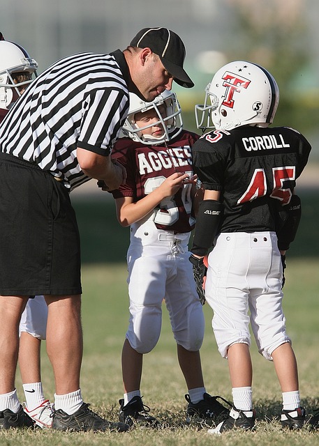 助几位年轻 助几位年轻
